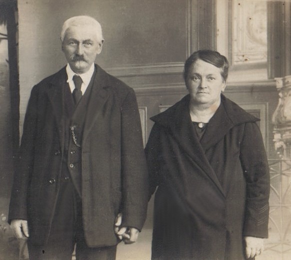 HARROY Berthe et Louis BARBILLON en 1900